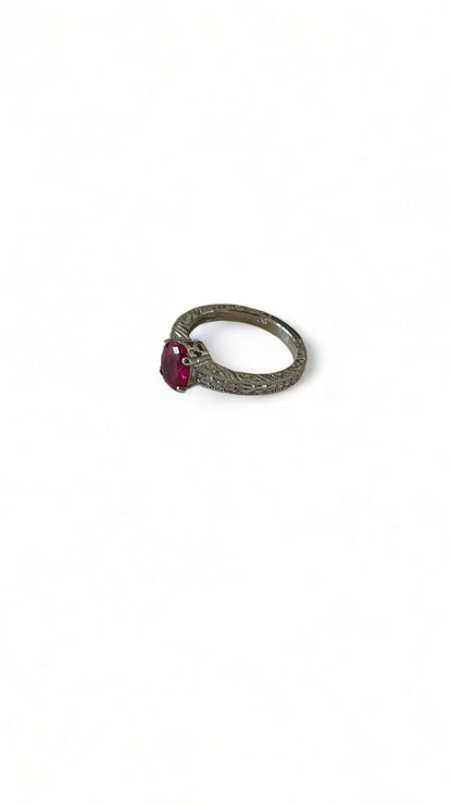 Vintage Ruby Oval Ring